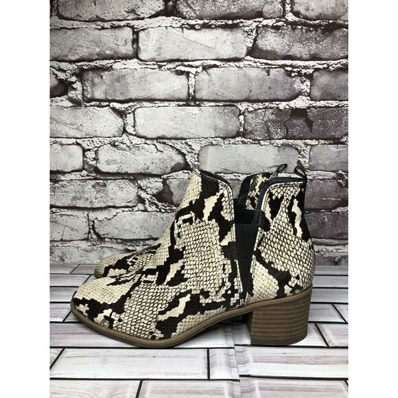 Dr. Scholl’s Chelsea Snake Python Black Ivory Heel Booties Women’s Sz 8M US/38EU - Picture 8 of 16